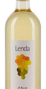 A bottle of wine with the name lenda written on it.