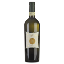 A Grillo Kerbrilla-DOC 2019 bottle