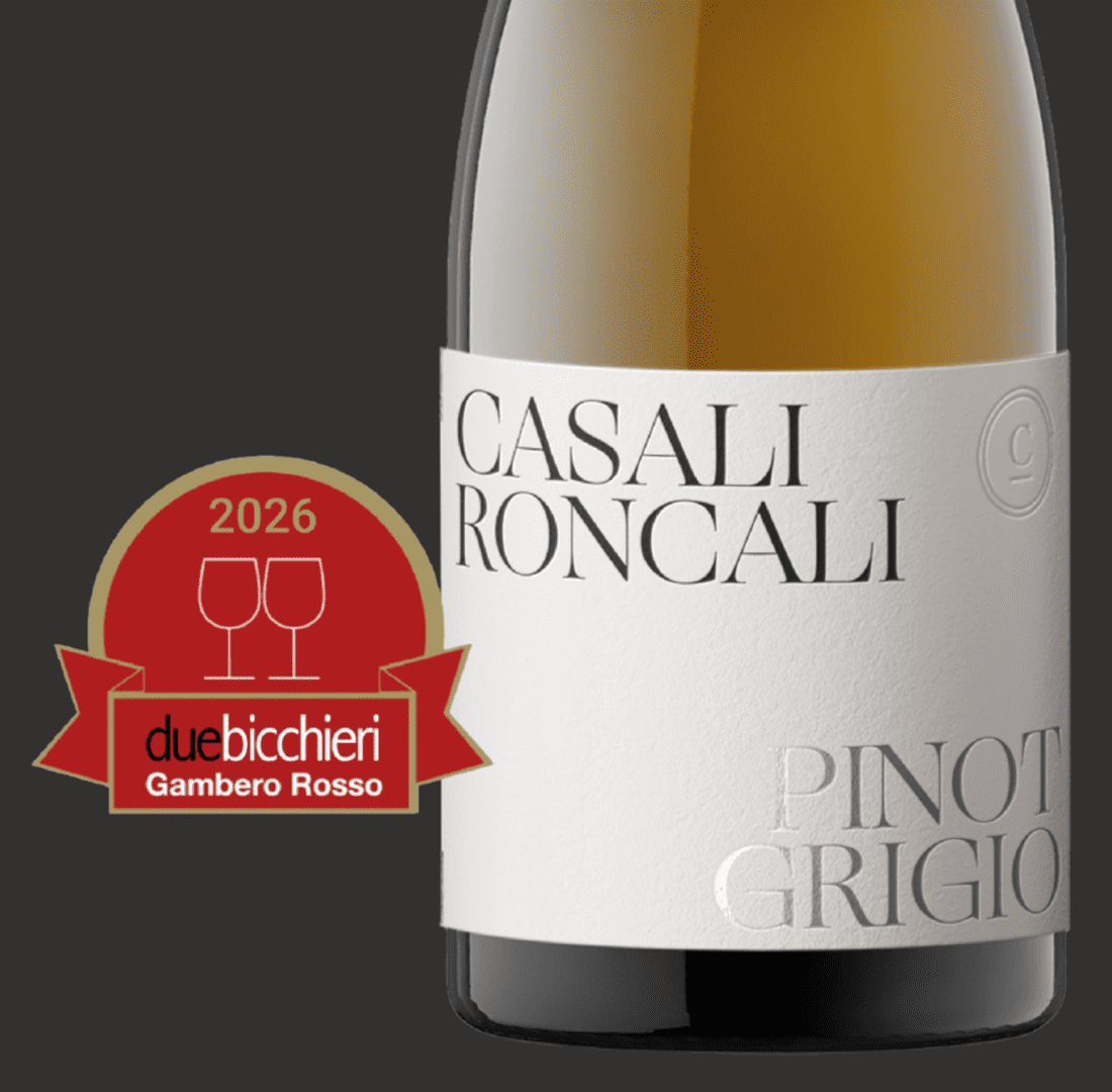 Casali Roncali Pinot Grigio bottle with 2026 award